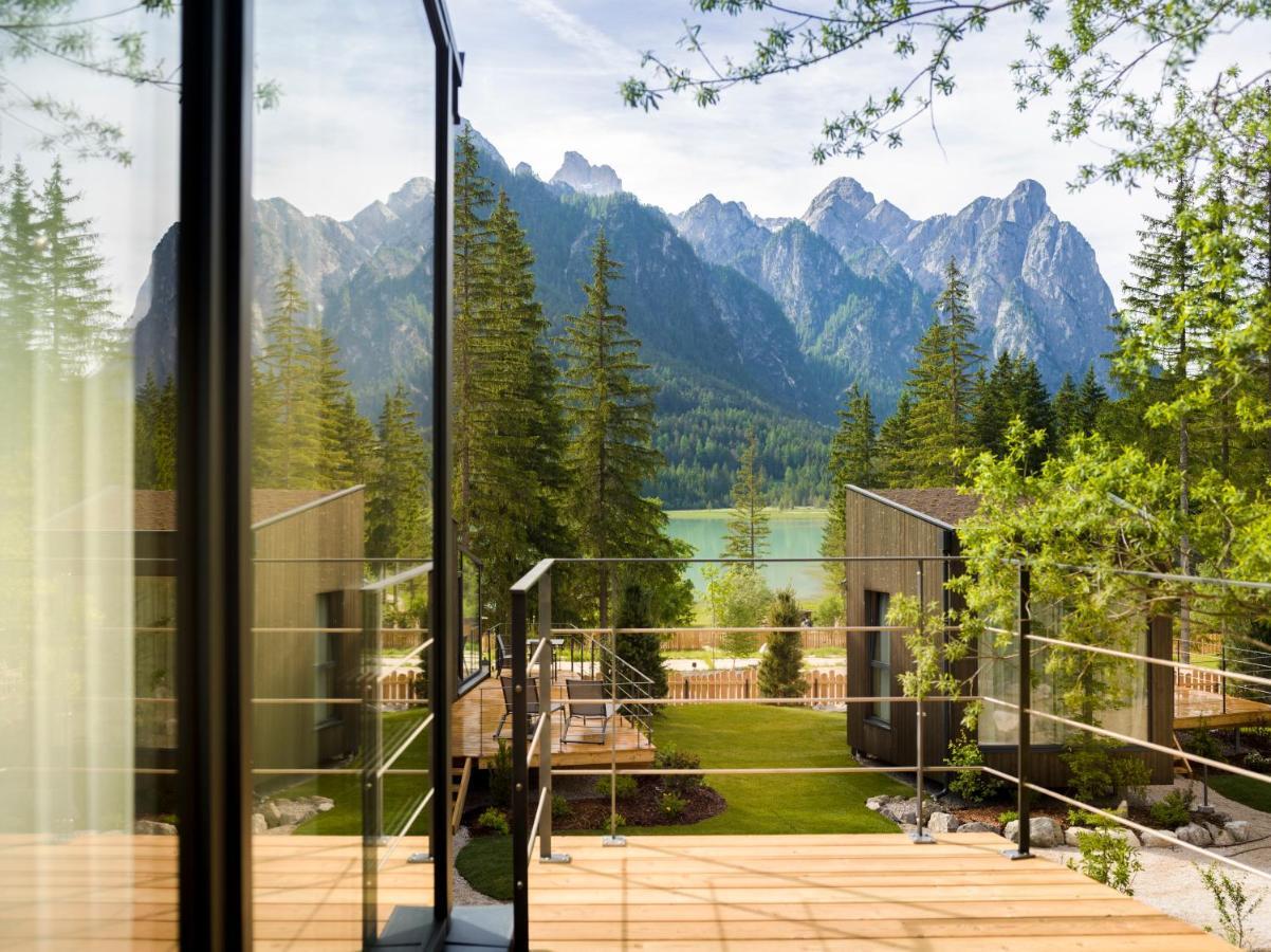 Skyview Chalets Am Camping Toblacher See Exteriör bild